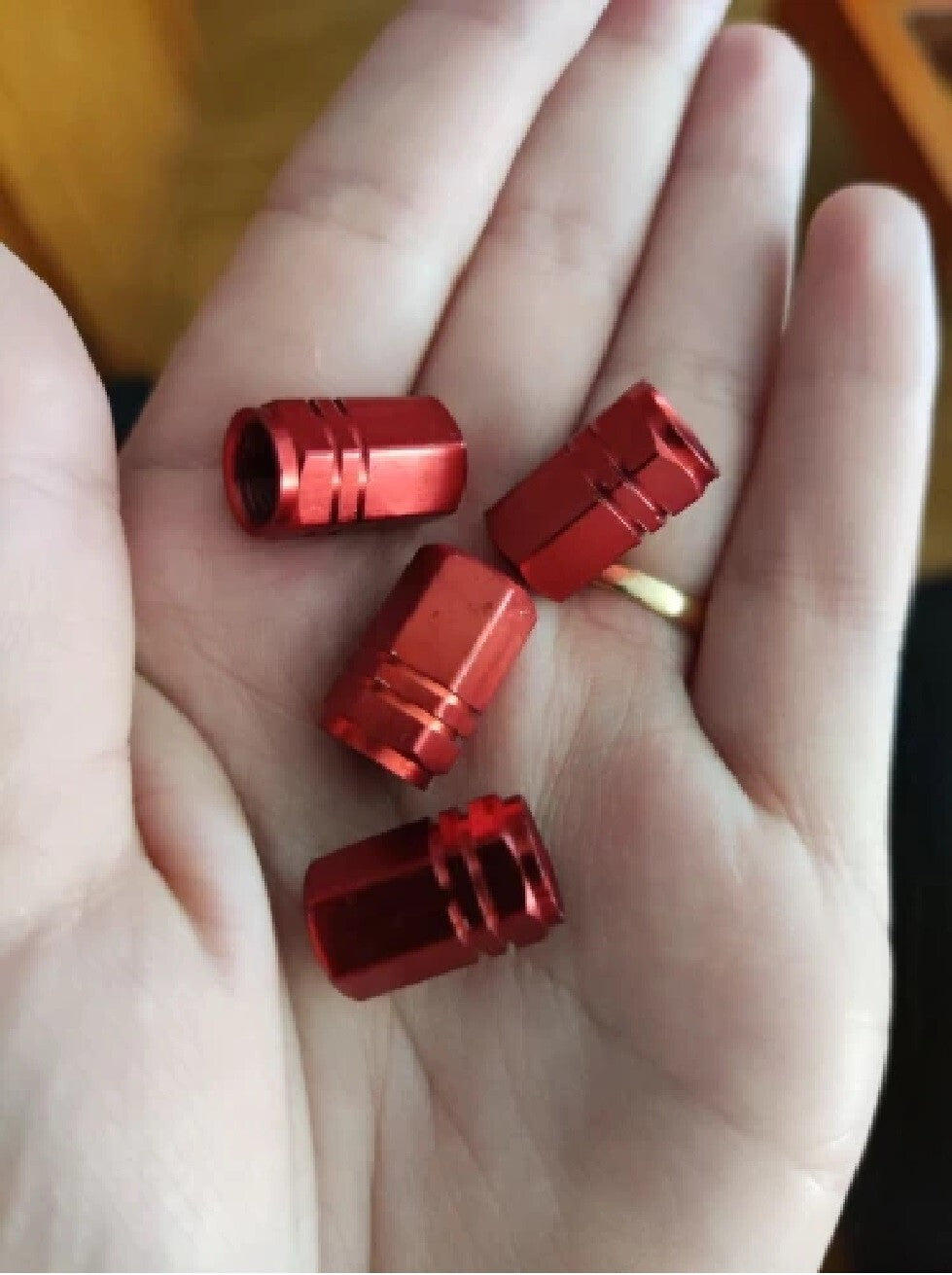 4X Tyre Valve Dust Caps Schrader Car Bike Motorcycle Alloy UK Seller